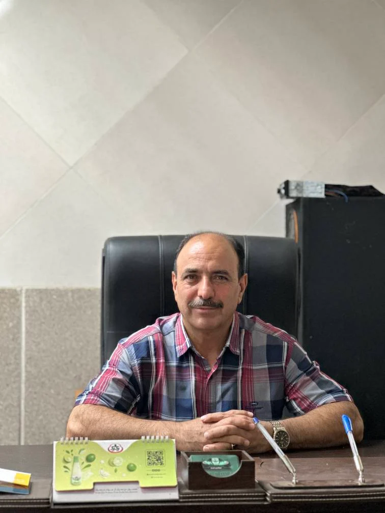 مدیر نمایشگاه اتوگالری کارما