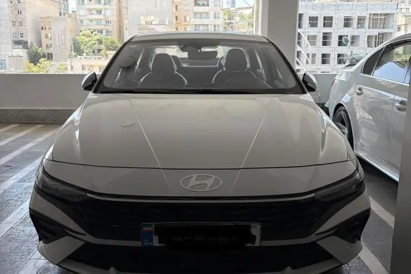 عکس هیوندای النترا