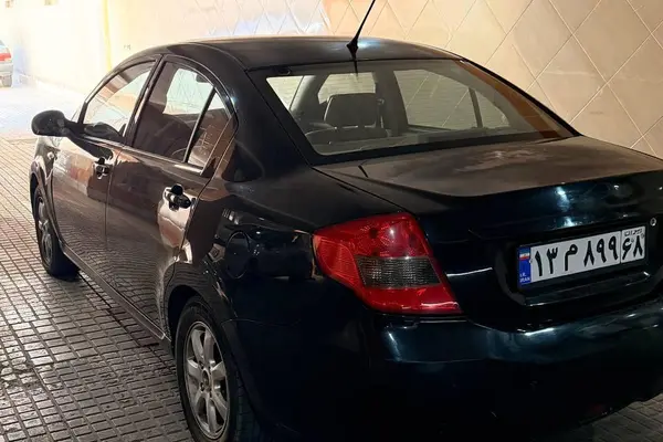 عکس ام وی ام 550