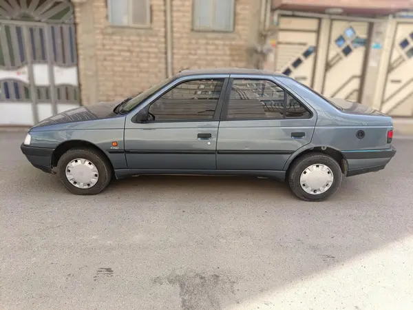 پژو 405