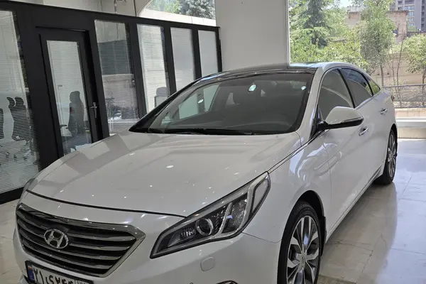 عکس هیوندای سوناتا