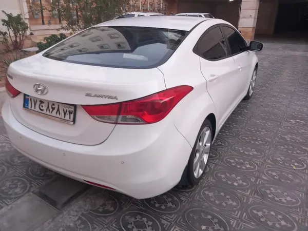 هیوندای النترا