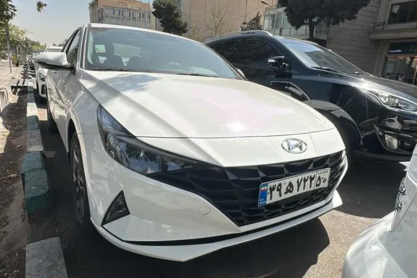 عکس هیوندای النترا