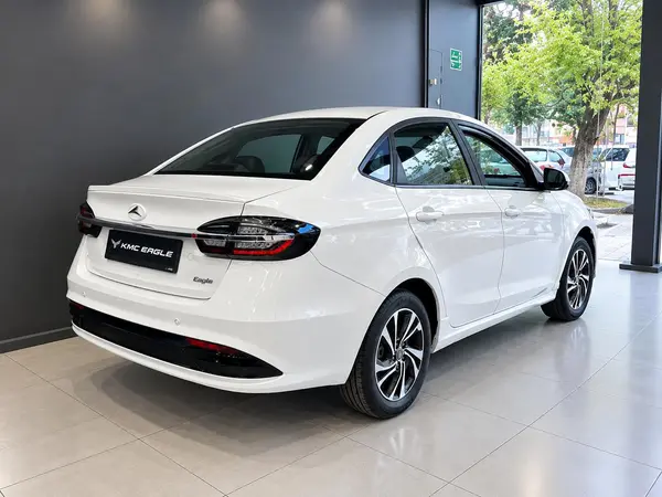 کی ام سی ایگل