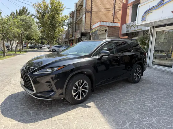 لکسوس RX