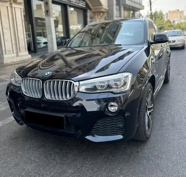 بی ام و X4