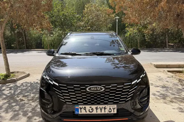 ام وی ام X33 کراس
