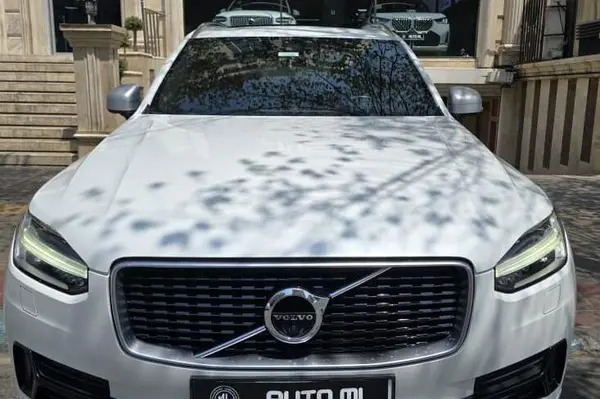 ولوو XC90