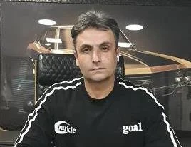 مدیر نمایشگاه اتو اهورا
