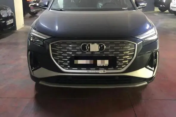 آئودی Q4 e-tron