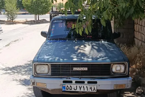 مزدا وانت تک‌کابين