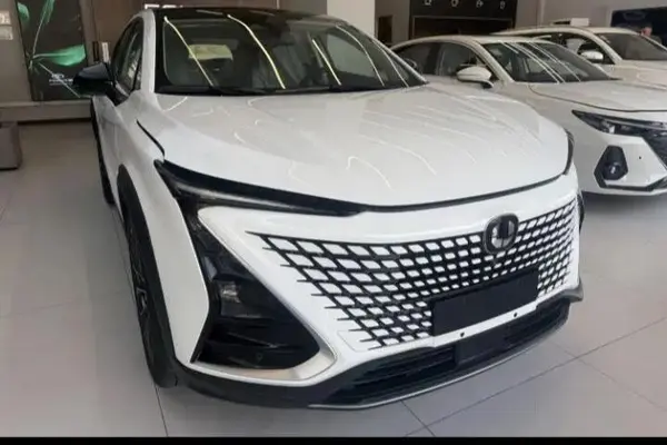 چانگان UNI-T