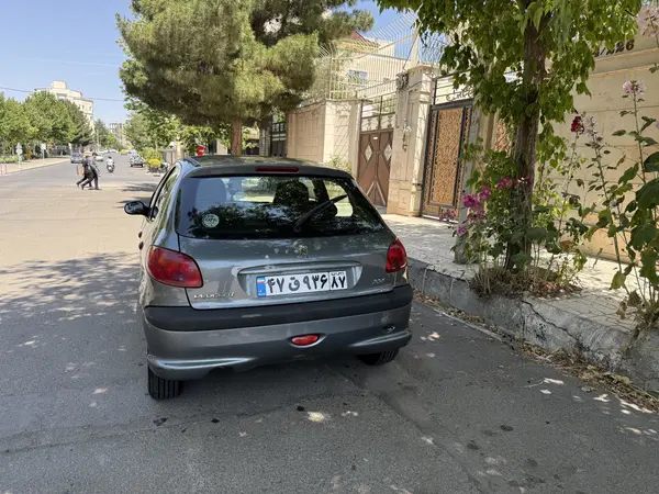 پژو 206