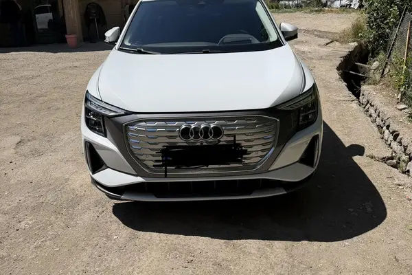 آئودی Q5 e-tron