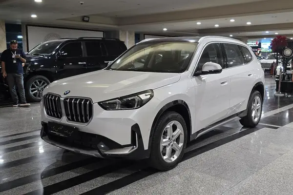 عکس بی ام و X1