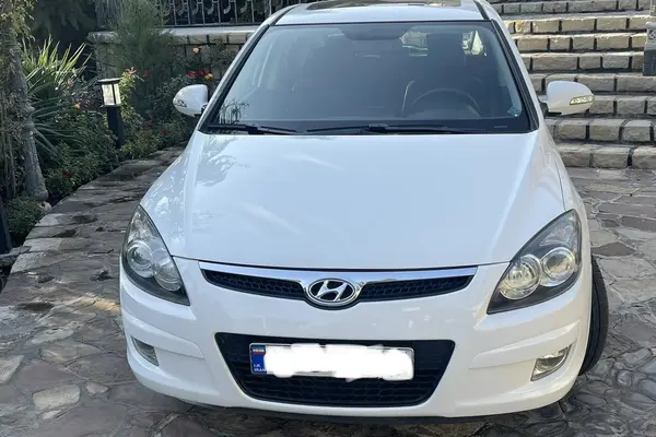 هیوندای i30