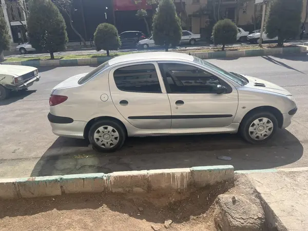 پژو 206 SD