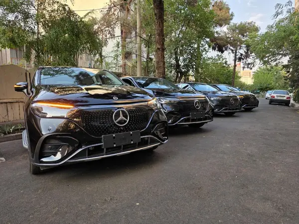عکس بنز EQE SUV