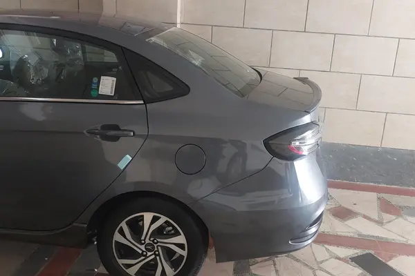 کی ام سی ایگل