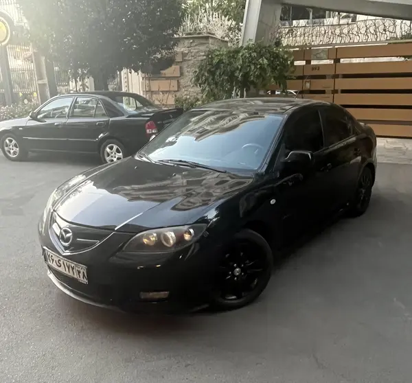 عکس مزدا 3 قدیم