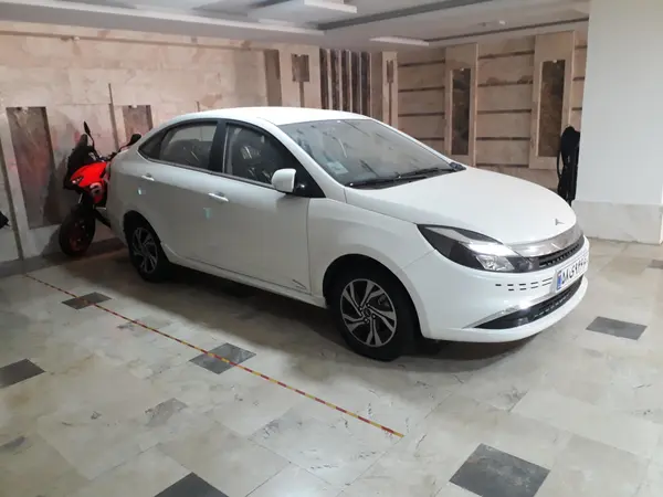 کی ام سی ایگل