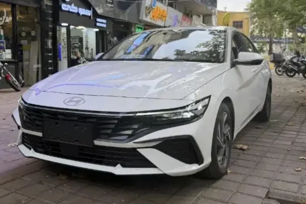 هیوندای النترا