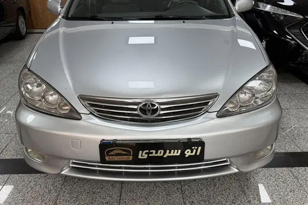 عکس تویوتا کمری