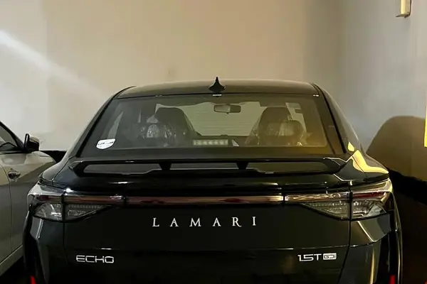 لاماری اکو