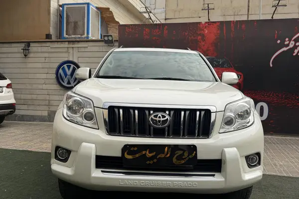 تویوتا پرادو  چهار در