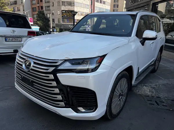 لکسوس LX