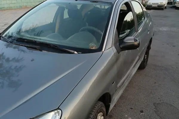 پژو 206 SD
