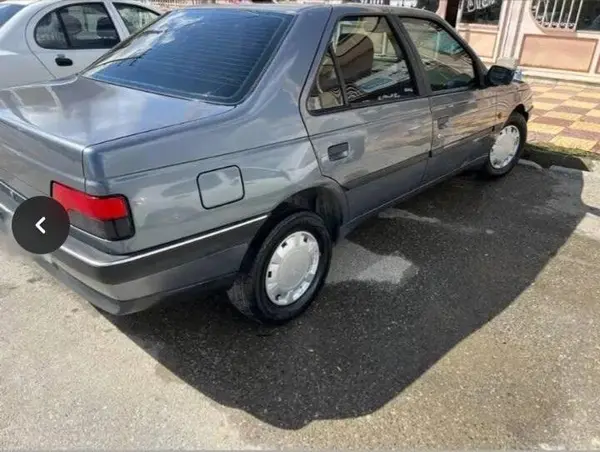 پژو 405