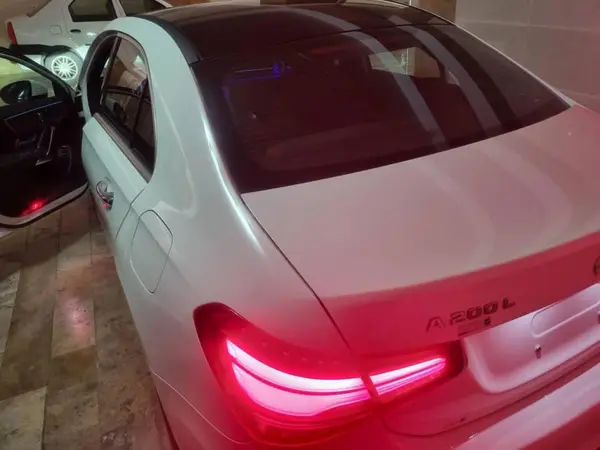 عکس بنز کلاس A سدان