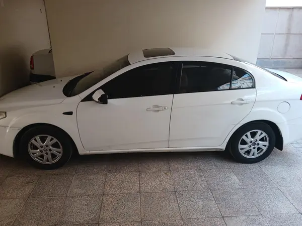 بسترن B50