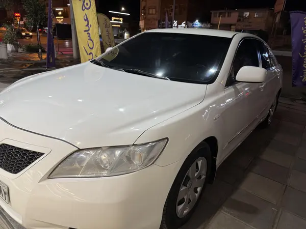تویوتا کمری