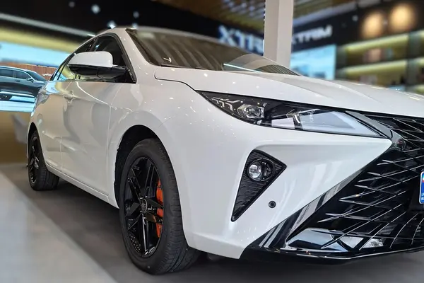 فونیکس آریزو 6 جی تی (Z6 GT)