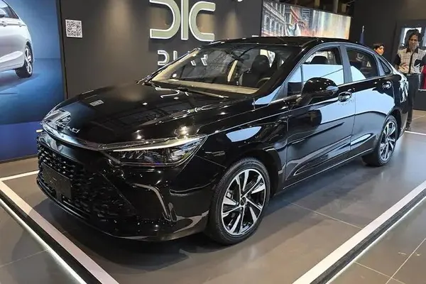 عکس بیجینگ U5 پلاس