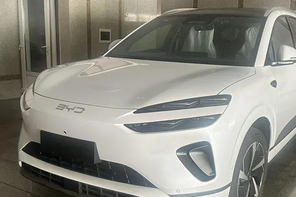 بی وای دی سی لاین 06 DMi