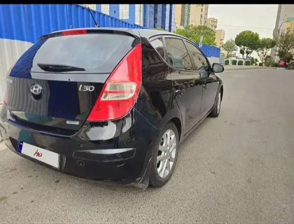 هیوندای i30