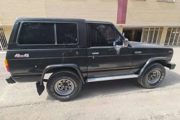 نیسان پاترول (وارداتی)