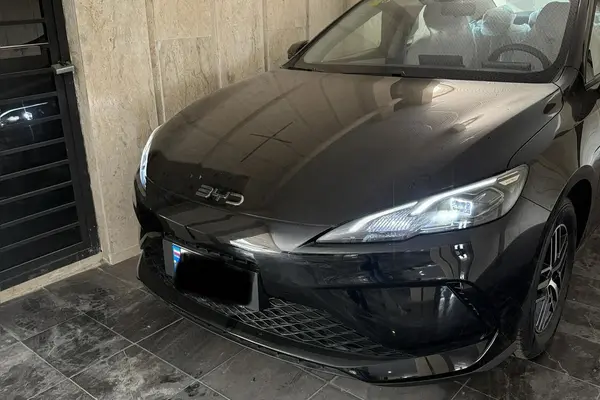 عکس بی وای دی چین پلاس DMi