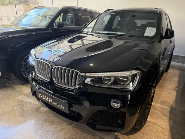 بی ام و X3