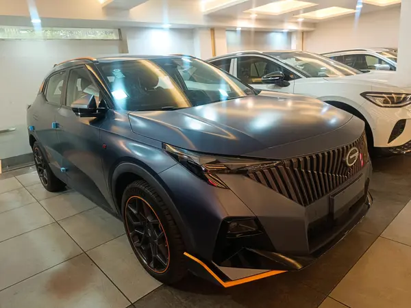 عکس جی ای سی GS3 Emzoom