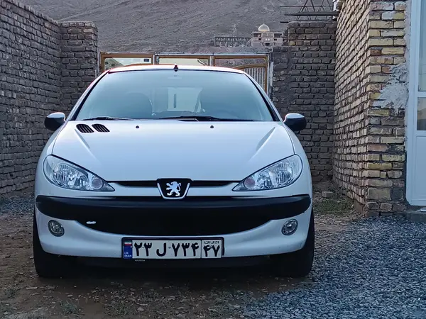 پژو 206 SD