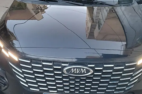 ام وی ام X33 کراس