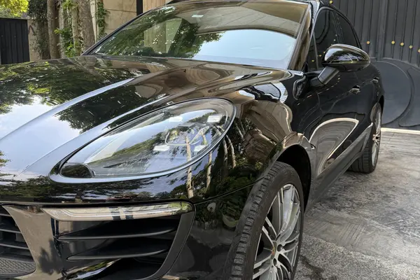 پورشه ماکان