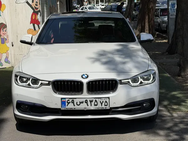 بی ام و سری 3 سدان