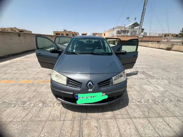 رنو مگان (مونتاژ)