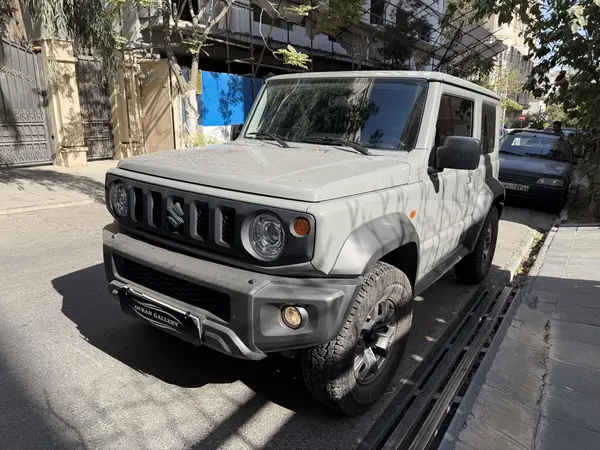 عکس سوزوکی جیمنی 3 در