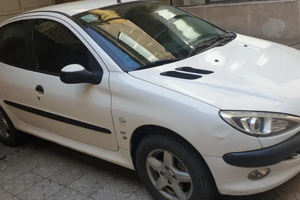 پژو 206 SD